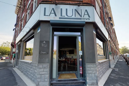 Restaurant La Luna café
