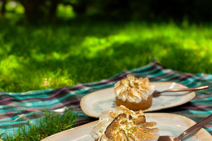 La table du jardin des abeilles